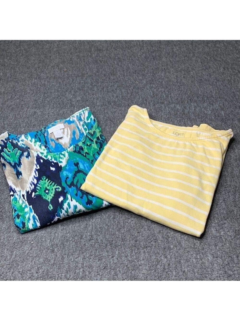 ❤️❤️Bundle of 2 Tops Size Medium
